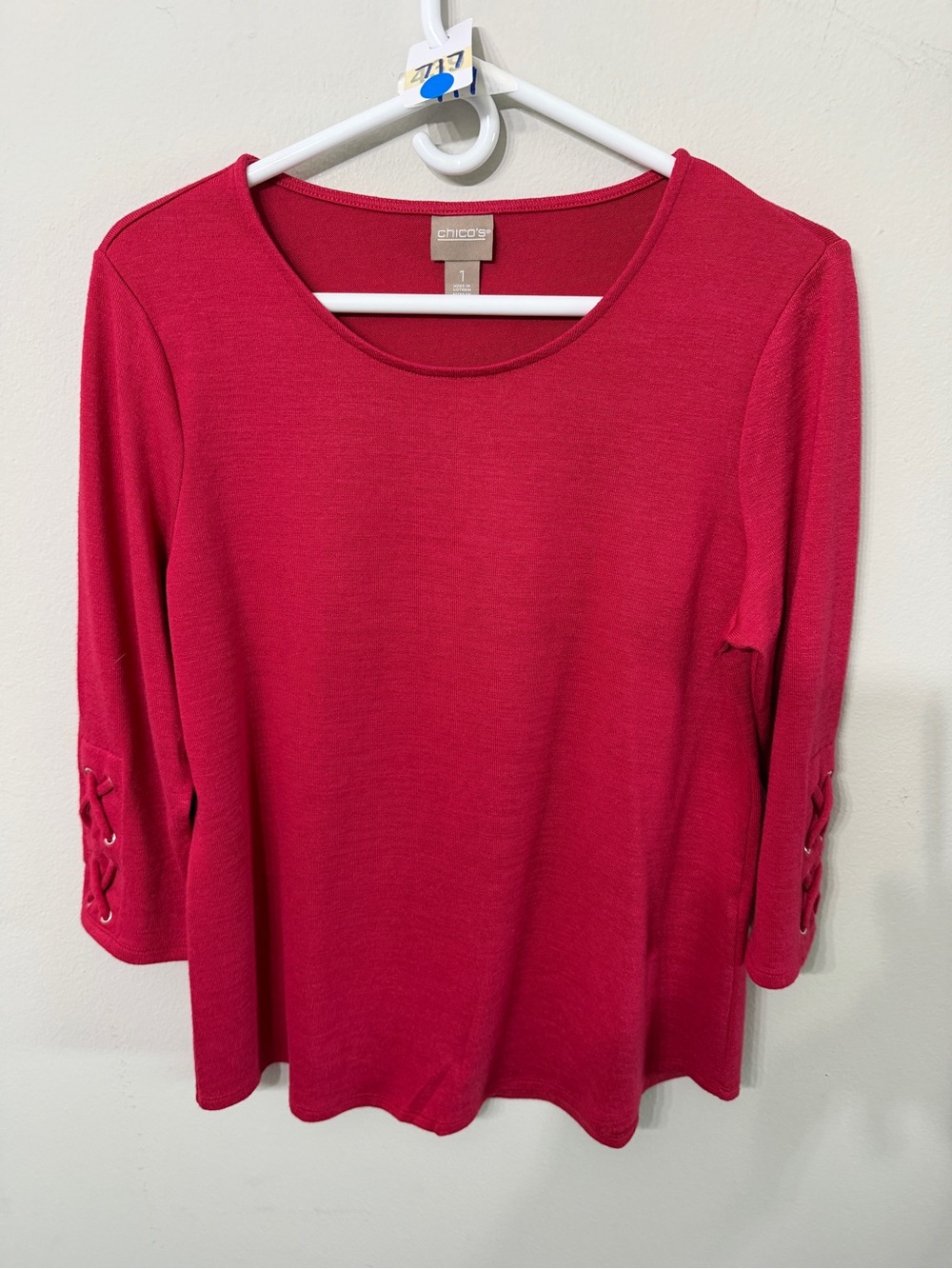 Women’s Chico’s Red Lace Up 3/4 Sleeve Top Size 1 Medium 8-10